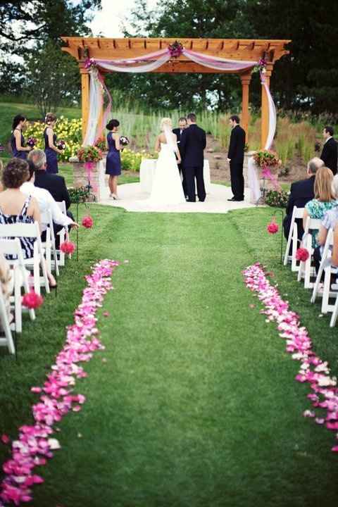 Vote: Would you get married inside or outside? **PICS**