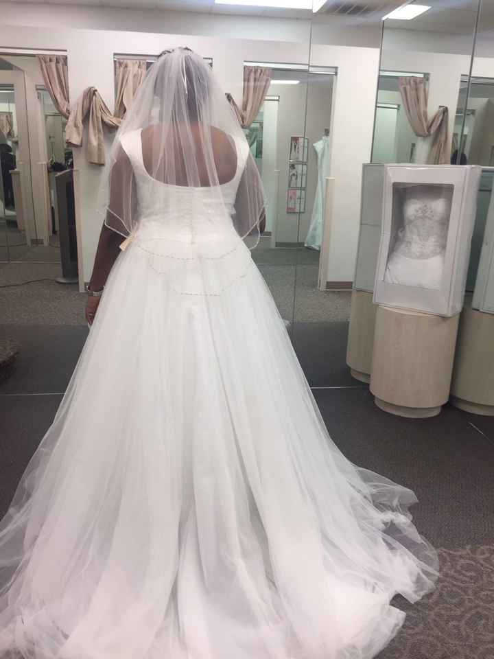 I'm in love with my dress!!!!