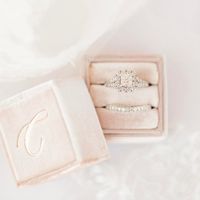 The line of 1000+ people