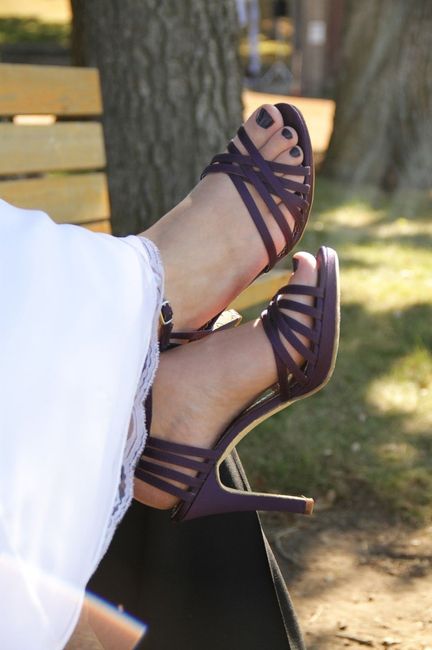 would these shoes go with a wedding dress ?