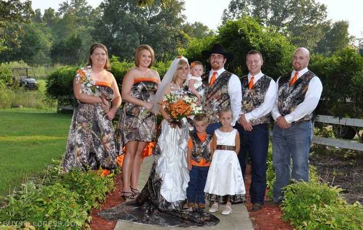 Soooo.... my Fiance says a camo wedding..... :/