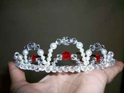 Help - where do i find a crystal tiara thats not $200?!?!?