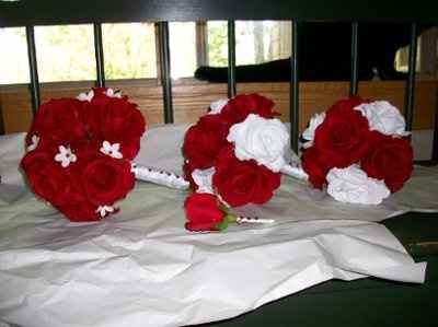 Flowers, real and fake....lets see 'em!