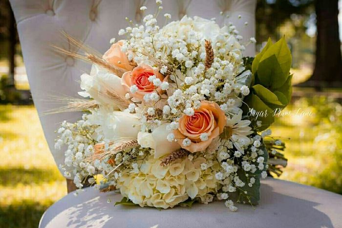 Flower Centerpieces & Bouquets