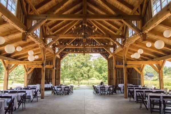We finally booked our venue! Now I would like your advice