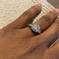 Brides of 2022! Show us your ring! - 1