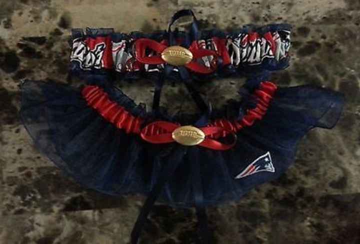 Show me your garter!