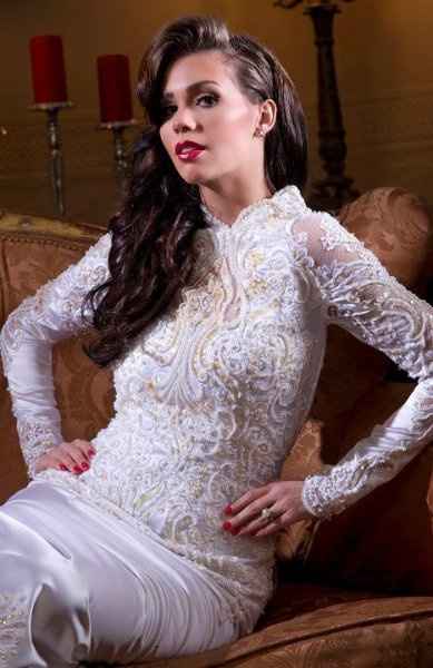 Introducing myself to my new bridal family!