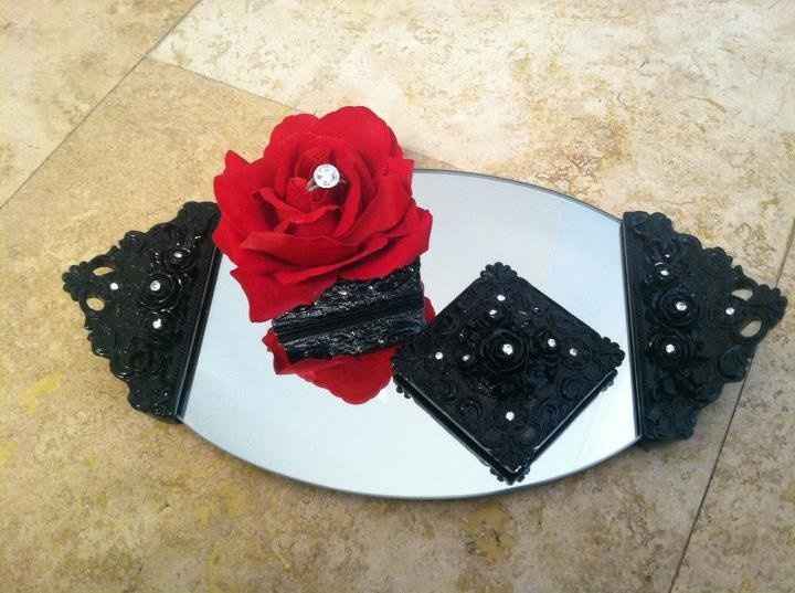 OUR RINGS WILL BE CARRIED ON A MIRROR PLATTER!!