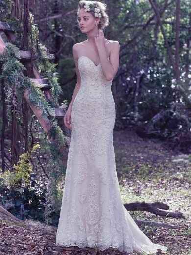 Show me your wedding dresses! :)