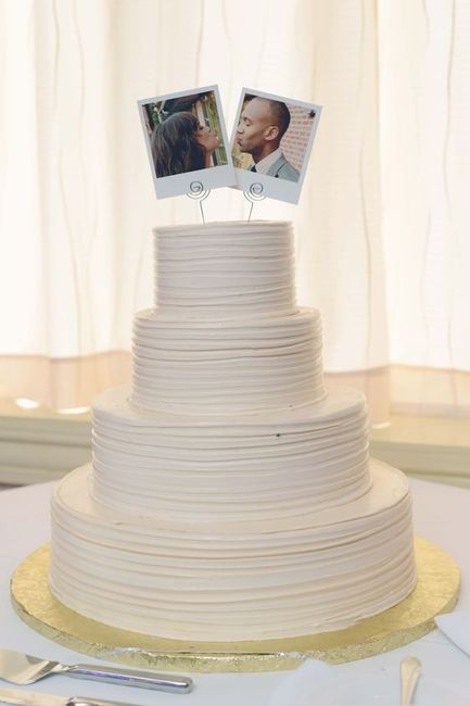 Cake topper