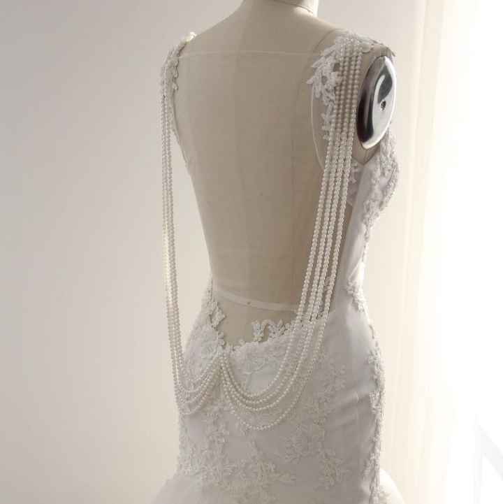 Wedding gown
