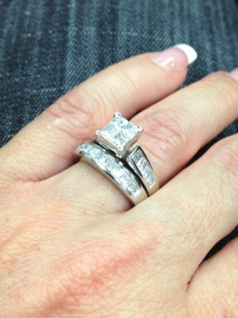 yay!!! my ring is back (art-sy pic) show me yours