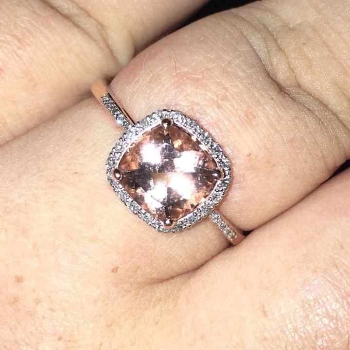 Morganite stone