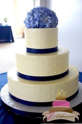 What is your cake style and Flavors?