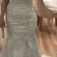 What shape wear for wedding gown - 1