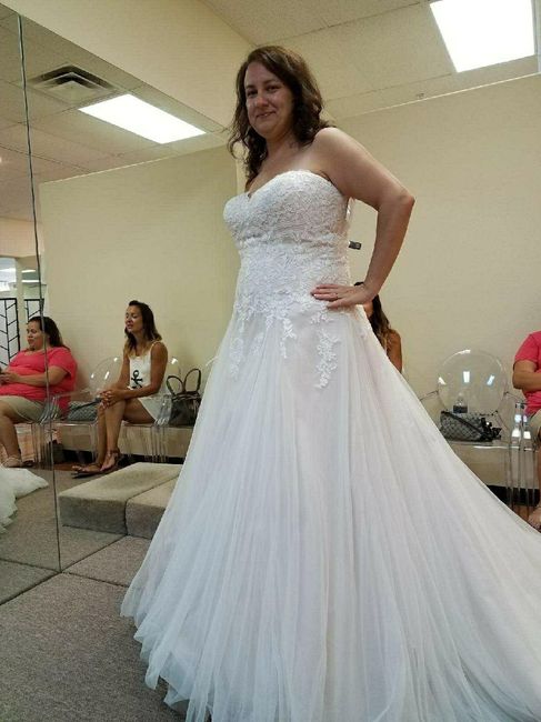 Let's see your lace wedding dresses!
