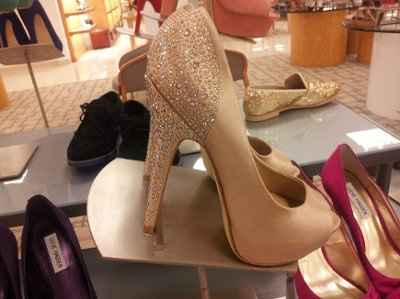 SHOES Need your help (pic)