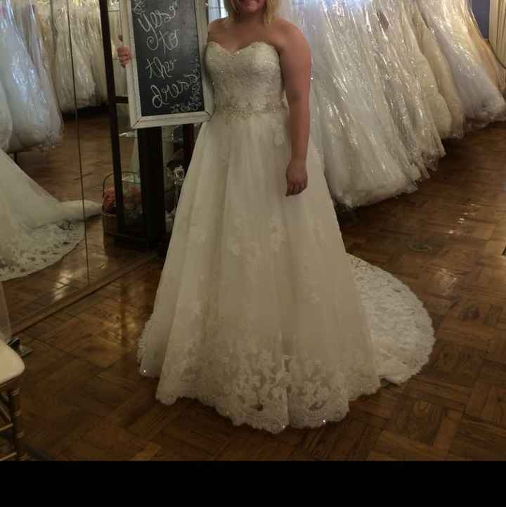 Let me see your DRESS!