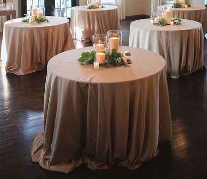 Let's see those centerpieces! Ideas??