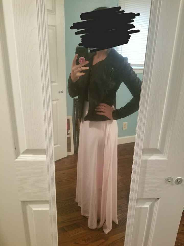 Engagement photos outfits?