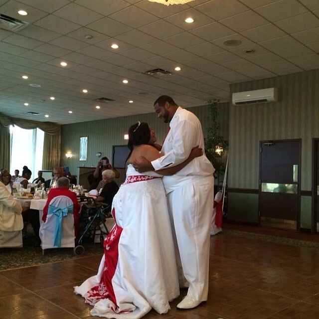 IM BACK! AND MARRIED!!!!!! (PIC COMMENTS)