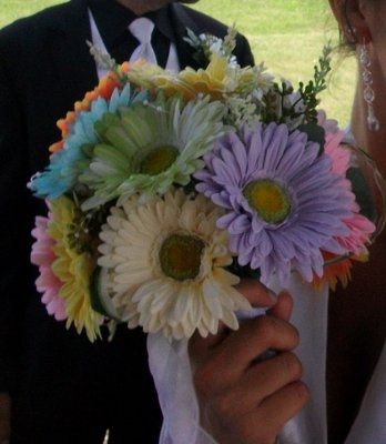 Flowers, real and fake....lets see 'em!