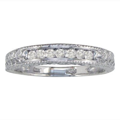 Show off your Wedding Band/Ring