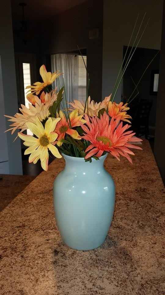 Help with deciding on centerpieces