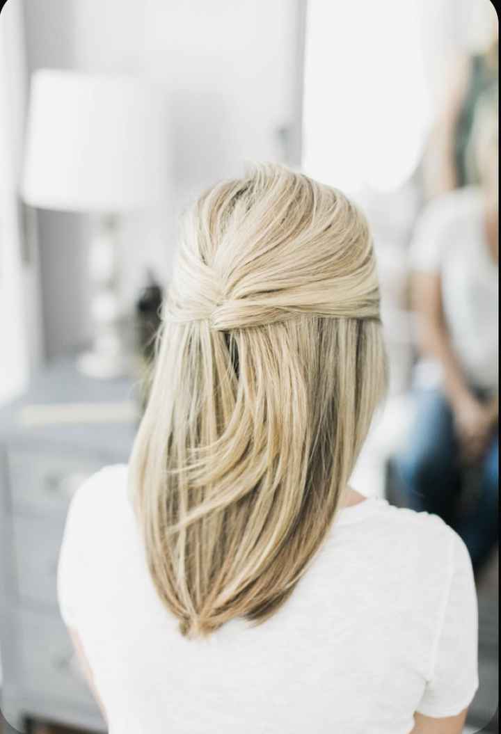 Simple bridal ponytail options for hair that won't hold a curl, please! 9