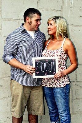 Our engagement photos are back! *Pics