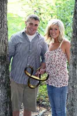 Our engagement photos are back! *Pics