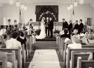 Professional Wedding Pictures finally BACK!