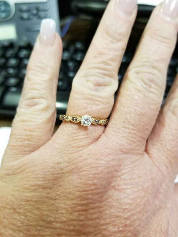 Show off your solitaire ring! 💎 - 1