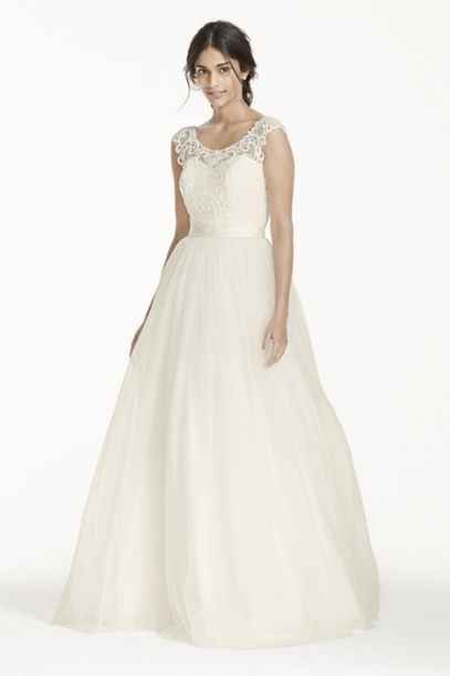 Which dress do you like better?