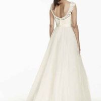 Which dress do you like better?