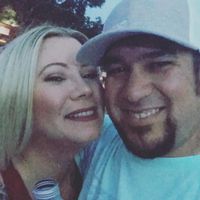 Fiancé(e) Friday! Love at first sight, or not quite? 😍 - 1