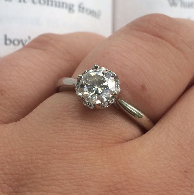 So sparkly....another ring thread.