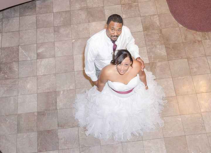 Been waiting to say this....I AM MARRIED NOW AND I HAVE PICS!!!