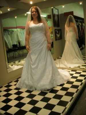 Found my dress!!