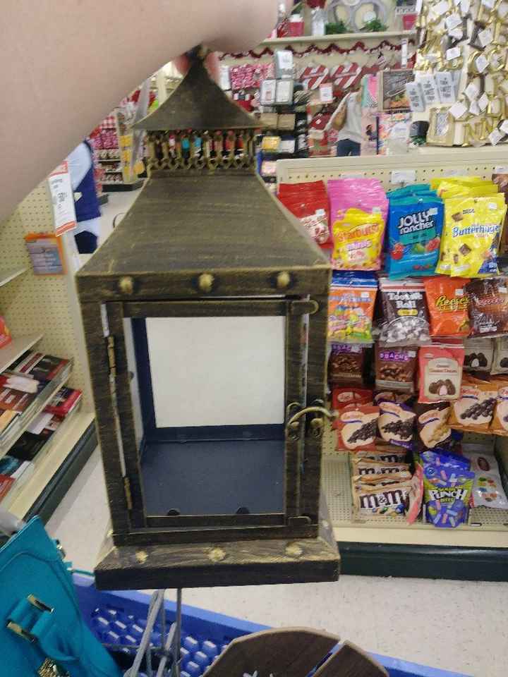 Centerpieces with no flowers? - 1