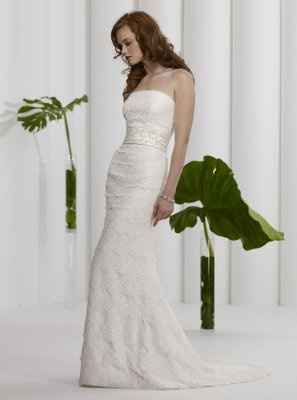 It's time for some dress porn....