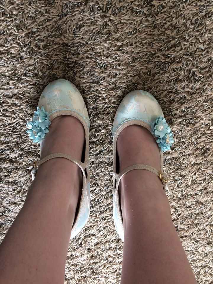 Shoes Shoes Shoes.... Shoe me your Shoes
