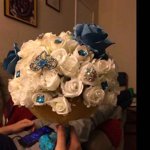 Brooch Bouquet - 1