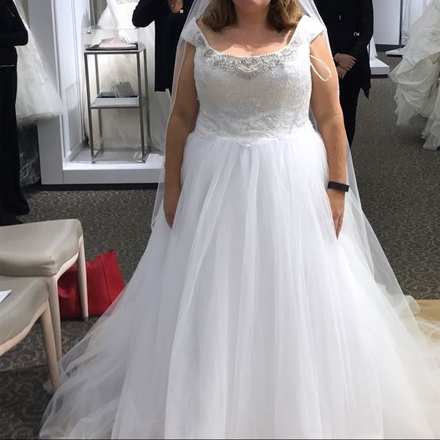 THE DRESS IS MINE! And I just have to share!