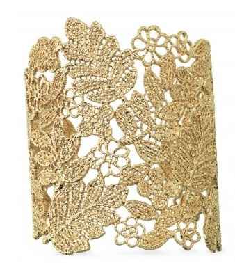 Accessorize me PLEASE!!