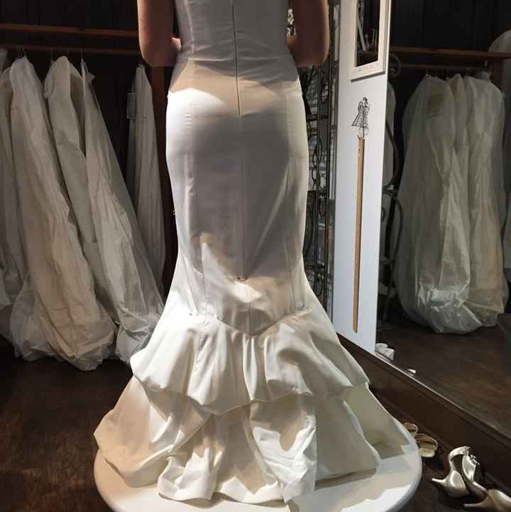 Bustle Suggestions for Strapless Trumpet Wedding Dress with Ribbon Waist
