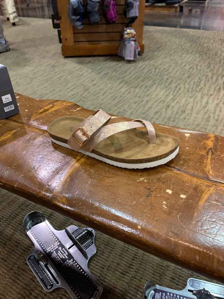 Need people’s opinion on shoes - 1