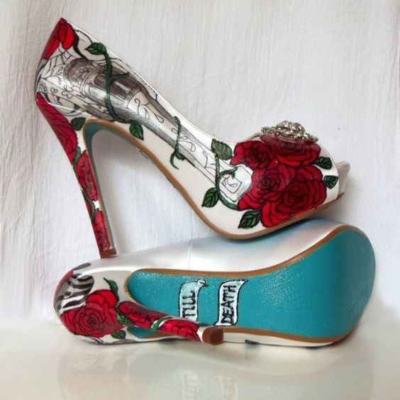 Does anyone know where I can buy these heels or get them made...?