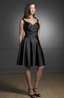 What Did You Put Your Bridesmaids In?! Show Me The Dresses :)